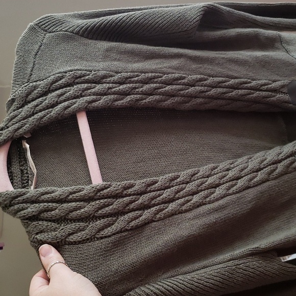 Soft surroundings chunky cardigan toggle closure, olive green, women size Small - Picture 9 of 9